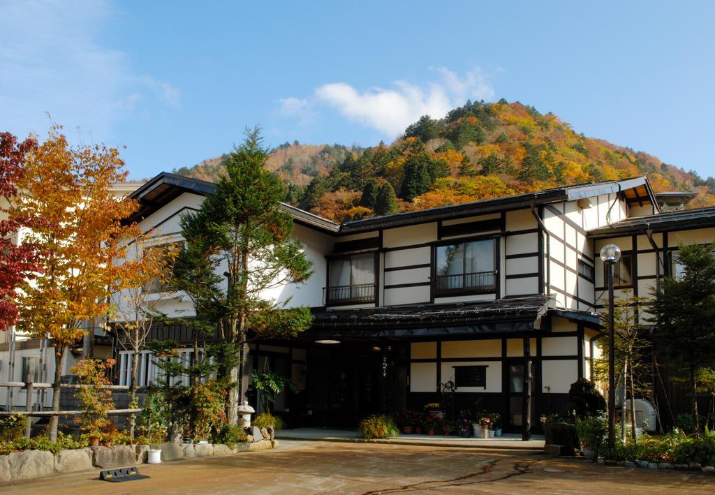 Tsuyukusa Takayama  Esterno foto